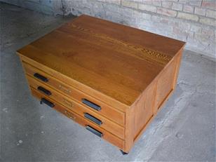 Oak Plan Chest Coffee Table 