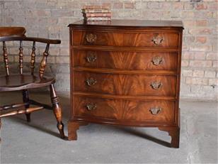  Serpentine Mahogany Chest of Drawers 