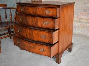  Serpentine Mahogany Chest of Drawers 