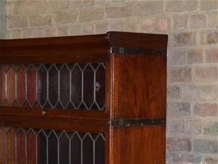 Mahogany Globe Wernicke Sectional Bookcase ZX2337