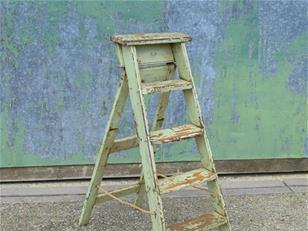 Vintage Wooden Step Ladders ZX2341