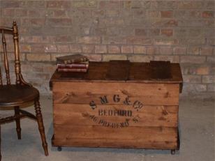 Vintage Wooden Packing Crate -Trunk ZX2342