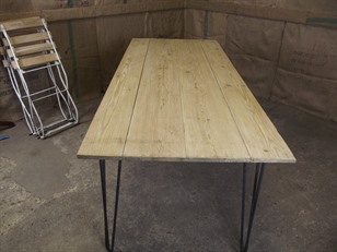 Hairpin Plank Table